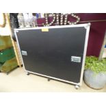 LARGE BLACK TRAVELLING CASE FOR CARRYING MUSICAL E