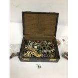 A COLLECTION OF EARLY COSTUME JEWELLERY INCLUDING SOME SILVER, BROOCHES, PENDANTS, NECKLACES,