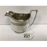 A GEORGE III SILVER CREAM JUG WITH HAMMERED GREEK KEY PATTERN AROUND THE BODY, HALLMARKED LONDON