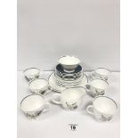 A SUSIE COOPER TEA SET TEA SET "GLEN MIST" PATTERN, 21 PIECES IN TOTAL