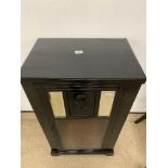 A PAINTED BLACK CUPBOARD WITH CLEAR AND MIRRORED GLASS FRONT WITH KEY