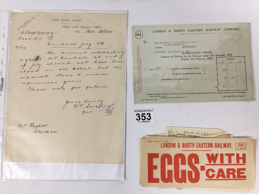 A LARGE ASSORTMENT OF VINTAGE BUS AND RAILWAY PAPER EPHEMERA, INCLUDING TICKETS AND OTHER DOCUMENTS - Image 4 of 6