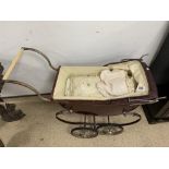 A LEEWAY CHILDS 1960S TOY PRAM