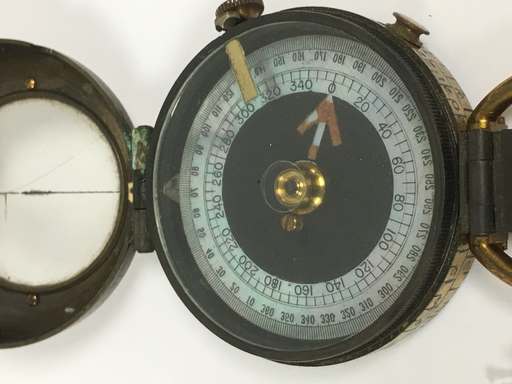 A WWI VERNERS PATTERN MK VIII MILITARY MARCHING COMPASS - Image 3 of 4