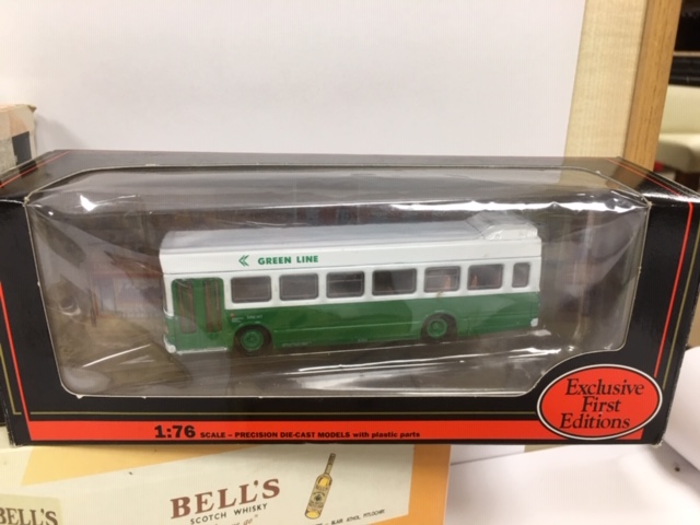 A MIXED LOT OF DIE CAST VEHICLES, INCLUDING CORGI CLASSICS WHISKY COLLECTION BELL'S AEC ERGOMATIC - Image 6 of 9