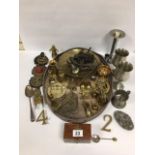 A MIXED LOT OF ASSORTED METAL WARE, INCLUDING LARGE SILVER PLATED TRAY, BRASS FIGURES, TWO PEWTER