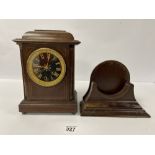 A FRENCH MAHOGANY BRACKET CLOCK WITH INLAID DETAILING TO THE FRONT, THE BLACK DIAL WITH GILT ROMAN