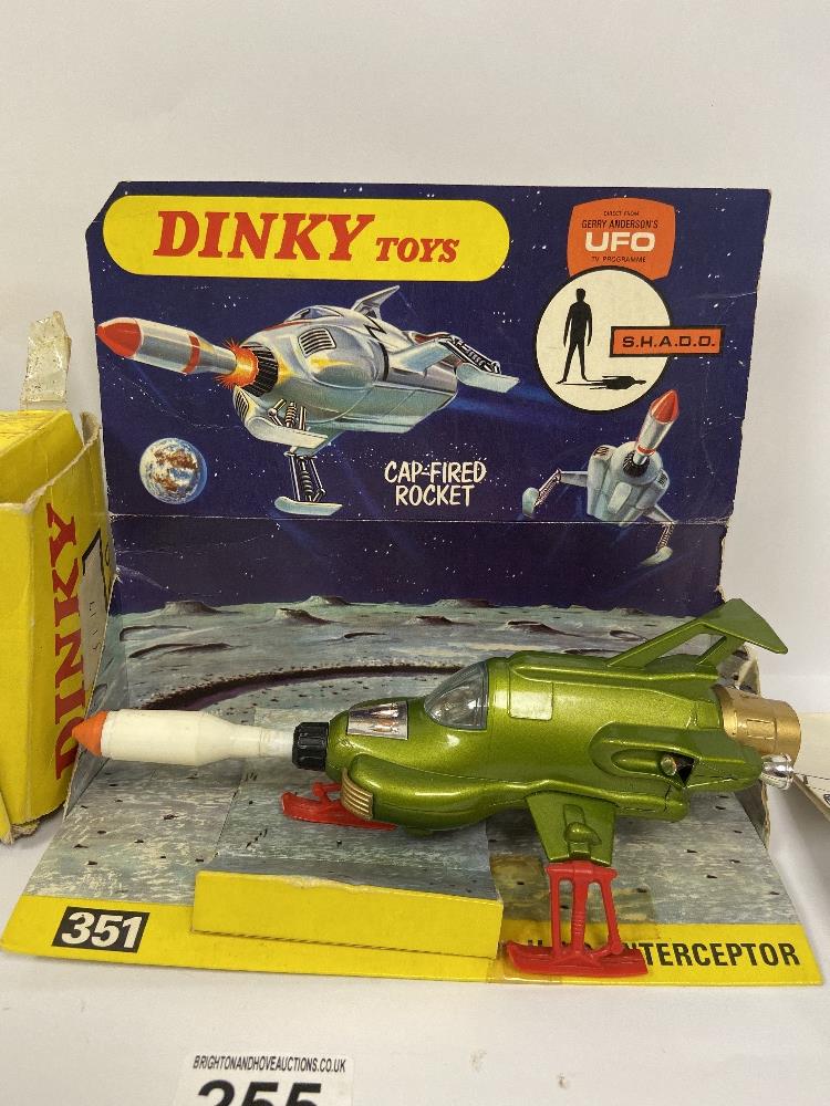 A DINKY TOYS 351 U.F.O INTERCEPTOR, IN THE ORIGINAL BOX WITH INSTRUCTIONS - Image 2 of 4