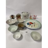 A COLLECTION OF CHINESE CULTURAL REVOLUTION CERAMICS, INCLUDING A TEAPOT AND SIX BOWLS, ALSO