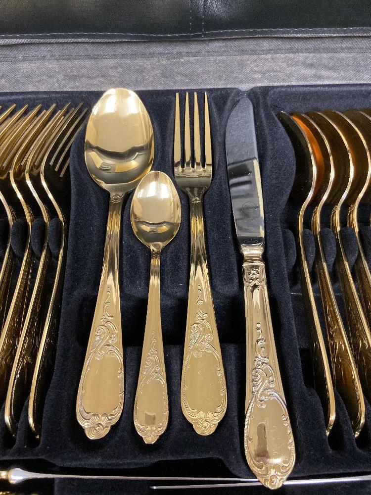 AN EXTENSIVE CANTEEN OF GOLD PLATED CUTLERY BY CS SOLINGEN, MODEL GABI, EACH PIECE MARKED TO REVERSE - Image 2 of 8