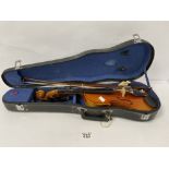 A VINTAGE STUDENTS VIOLIN WITH BOW BY LARK, MADE IN CHINA, IN FITTED CASE