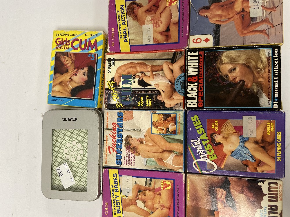 SEVENTEEN SETS OF VINTAGE PORNOGRAPHIC PLAYING CARDS - Image 4 of 4