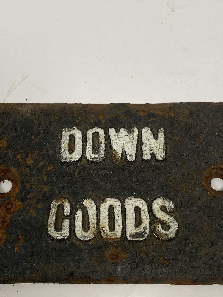 A CAST IRON "DOWN GOODS" RAILWAY SIGN, 14CM BY 9.5CM - Image 2 of 2