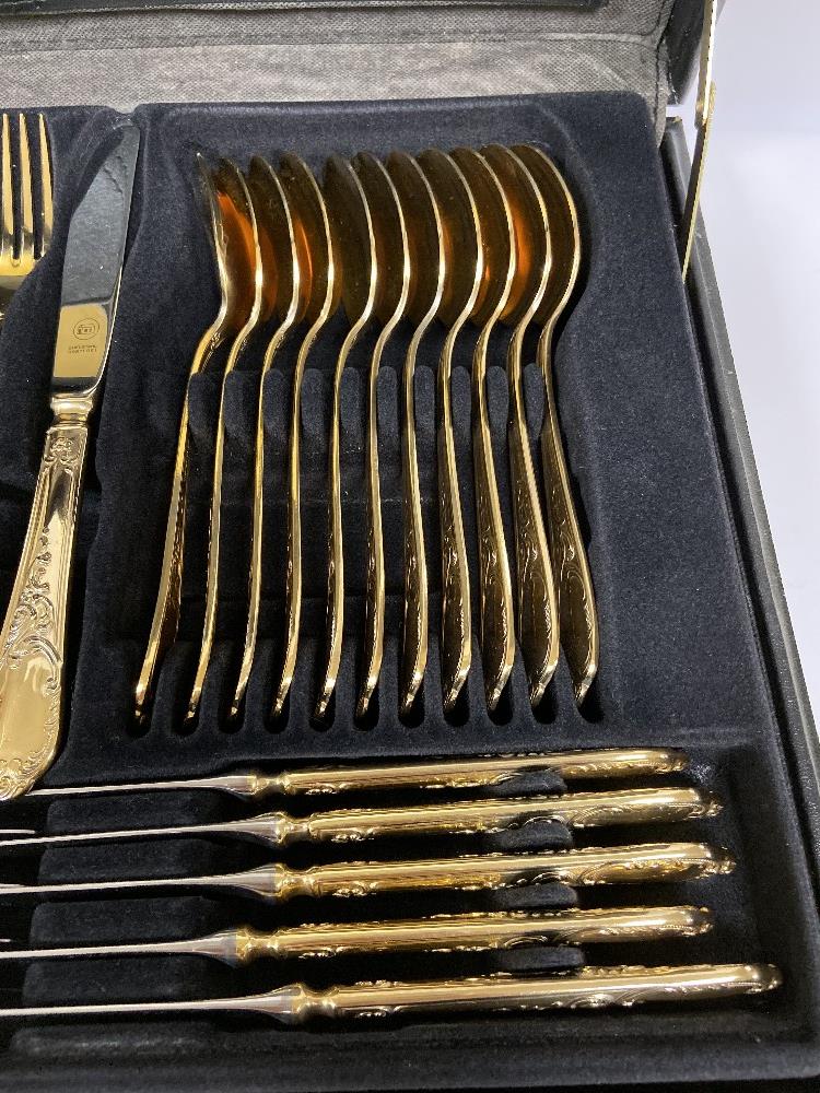 AN EXTENSIVE CANTEEN OF GOLD PLATED CUTLERY BY CS SOLINGEN, MODEL GABI, EACH PIECE MARKED TO REVERSE - Image 3 of 8