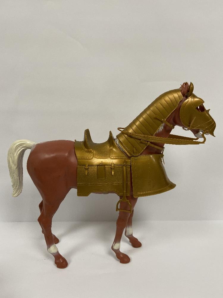 TWO VINTAGE LOUIS MARX & CO TOYS; VICTOR THE ARMOURED HORSE AND SIR ROLAND SILVER KNIGHT, REF - Image 3 of 5