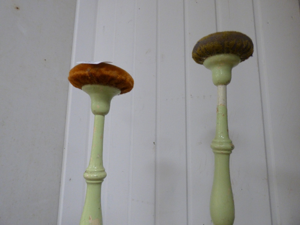 THREE VINTAGE BOBBIN TURNED DISPLAY HAT STANDS LARGEST 106CMS - Image 5 of 5