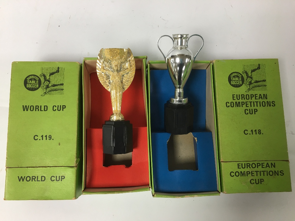 A COLLECTION OF SUBBUTEO TABLE SOCCER TOYS, INCLUDING; CONTINENTAL DISPLAY EDITION, A MATCH SCORE - Image 8 of 21