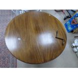 A VICTORIAN WIND OUT MAHOGANY DINING TABLE ON ORIGINAL CASTORS WITH EXTENDING LEAF