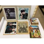 A COLLECTION OF BEATLES RELATED EPHEMERA, INCLUDING NUMEROUS PARLOPHONE VINYL 45'S; TWIST & SHOUT