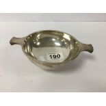 A GEORGE V SCOTTISH SILVER QUAICH OF TRADITIONAL FORM, HALLMARKED EDINBURGH 1928 BY BROOK & SON,