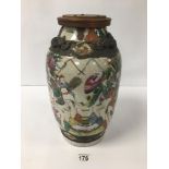 A 19TH CENTURY JAPANESE CERAMIC VASE DECORATED THROUGOUT WITH POLY-CHROME ENAMELS DEPICTING A WAR