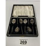 A CASED SET OF SIX SILVER COFFEE BEAN END SPOONS, TOGETHER WITH A SILVER FISH KNIFE AND A SILVER