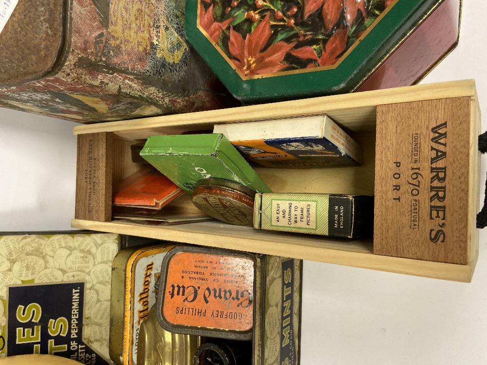 A QUANTITY OF VINTAGE TINS, INCLUDING MACFARLANE LANG & CO BISCUITS, BASSETTS PEOPLES MINTS AND - Image 5 of 10