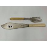 A PAIR OF SILVER FISH SERVERS, HALLMARKED SHEFFIELD 1926 BY HARRISON BROTHERS, 27CM LONG