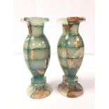 A PAIR OF GREEN ONYX BALUSTER SHAPED VASES, 19CM HIGH