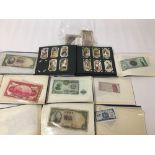 AN ASSORTMENT OF VINTAGE EPHEMERA, INCLUDING CIGARETTE CARDS, ROTHMANS OF CAMBRIDGE COLLECTION OF