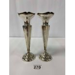 A PAIR OF SILVER TRUMPET SHAPED SPILL VASES, HALLMARKED CHESTER 1919 BY COHEN & CHARLES, 20.5CM