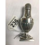 A VICTORIAN SILVER HALF FLUTED PEPPER POT, HALLMARKED BIRMINGHAM 1886, MAKERS MARK RUBBED, 49G