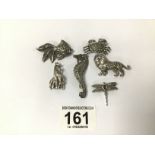 A GROUP OF SIX SILVER ANIMAL BROOCHES, INCLUDING SEA HORSE, DRAGON FLY, CRAB ETC. COMBINED WEIGHT