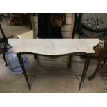 A CONSOLE TABLE MADE IN BRASS AND MARBLE TOP.