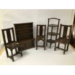 FIVE PIECES OF VINTAGE WOODEN CARVED MINIATURE APPRENTICE PIECE/DOLLS HOUSE FURNITURE, INCLUDING