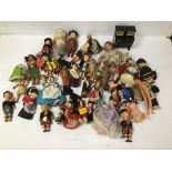 A LARGE COLLECTION OF VINTAGE MINIATURE DOLLS OF THE WORLD, INCLUDING MANY GERMAN 'EDI 16' DOLLS