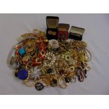 A quantity of costume jewellery to include necklaces, earrings, rings, pendants and bracelets