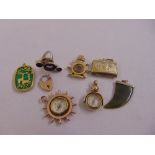 A quantity of costume jewellery to include pendants, a ring and 9ct gold padlock