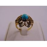 18ct yellow gold and turquoise ring, approx total weight 5.5g