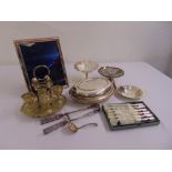 A quantity of silver plate to include a photograph frame, entr‚e dish and cover, bonbon dishes,