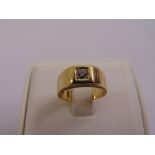 9ct yellow gold gypsy set diamond ring, approx total weight 5.0g