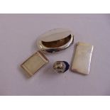 A quantity of silver to include two snuff boxes, a card case and silver pin cushion in the form of a