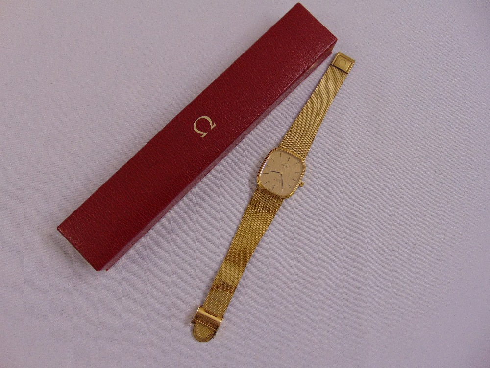 Omega Deville Quartz (1330) gentlemans wristwatch on original Omega bracelet