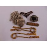 A quantity of costume jewellery to include a necklace, earrings and brooches (5)