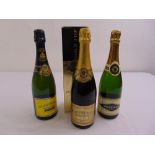 Heidsieck & Co monopole gold top champagne in original packaging, Heidsieck & Co monopole blue top