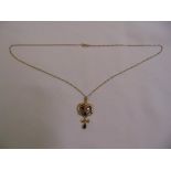 9ct gold necklace with a 9ct gold pendant, approx total weight 5.9g