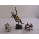 A quantity of Frank Meisler figurines to include a dancing Hasidic Jew, a frog smoking a cigar