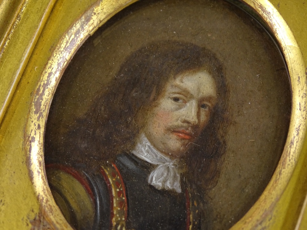 A 17th /18th century miniature oil painting on copper, head and shoulders portrait of a gentleman, - Image 3 of 3