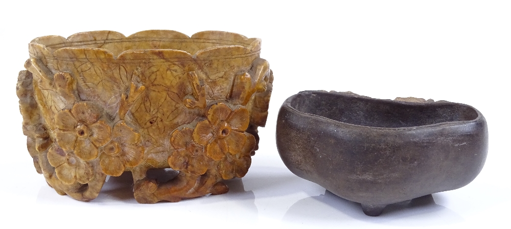 A Chinese relief carved soapstone pot, length 11cm, and a small Oriental ink pot decorated with - Image 2 of 4