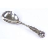 A silver King's pattern caddy spoon, by Henry Holland, hallmarks London 1916, length 12cm